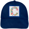 Gorra infantil con parche Letra C